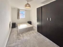 Flat 90, The Junction, Grays Place, Slough SL2 5GF