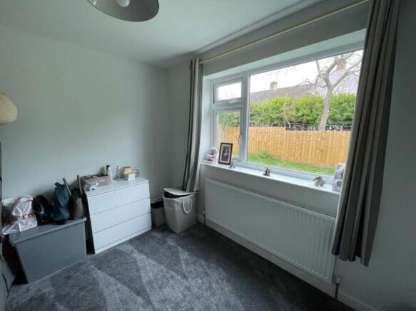 AMESBURY DRIVE 8 BED