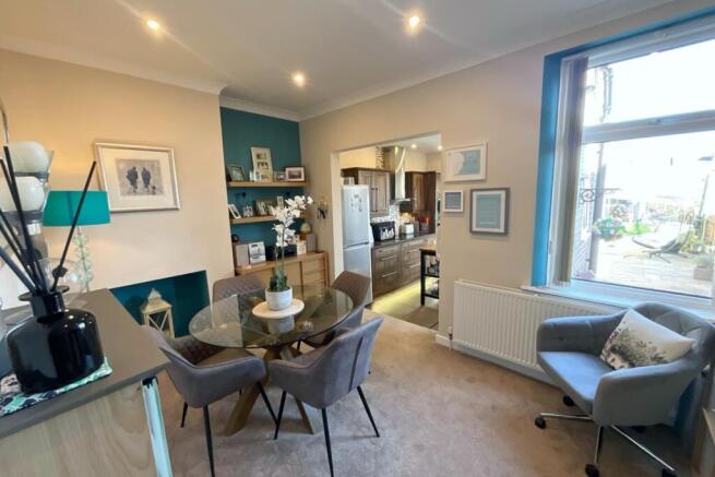 3 bed Semi-Detached for sale Image 11