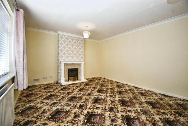 3 bed Semi-Detached Bungalow for sale Image 6