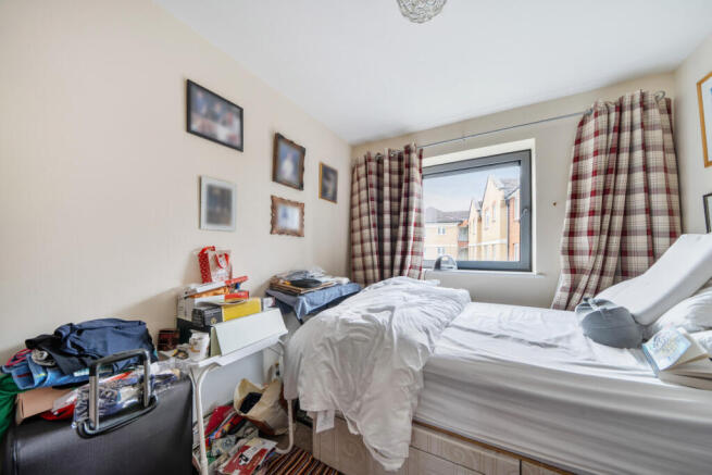 1436526-3-69cbcf9...