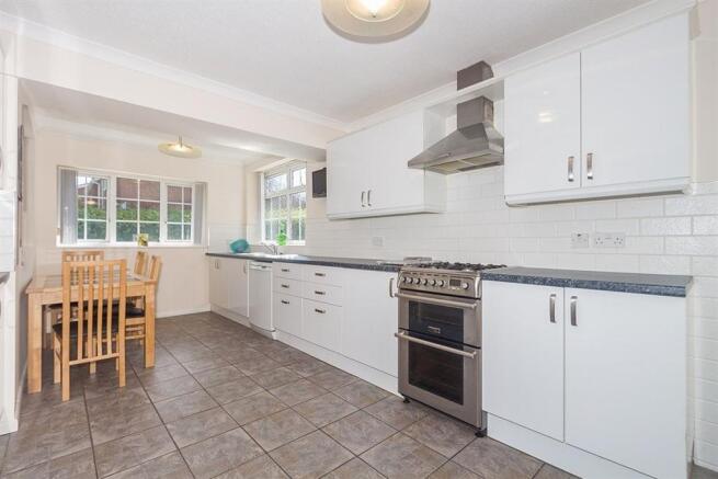 Kitchen/Breakfast Ro