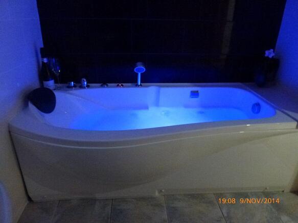Main Bathroom