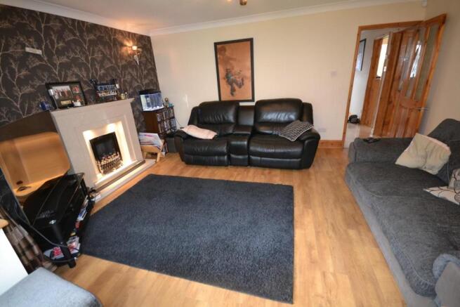 FAMILY LOUNGE