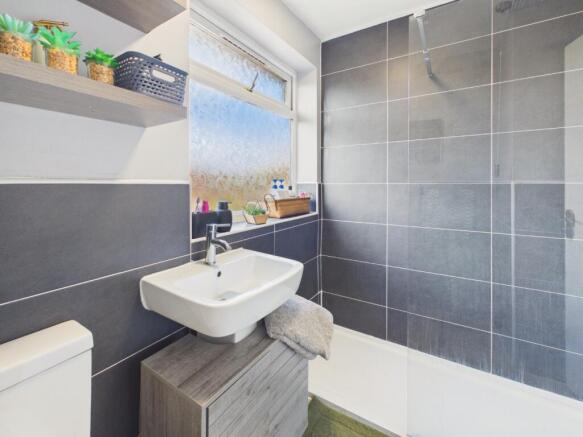3 bed Semi-Detached for sale Image 12