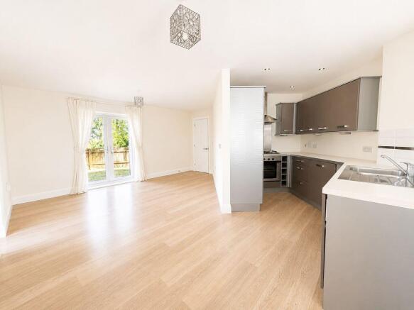 Kitchen/Living Area