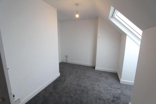 4 bed Terraced to rent Image 9