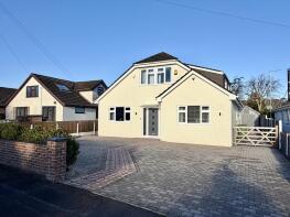 12, Cheam Road, Broadstone BH18 9HD