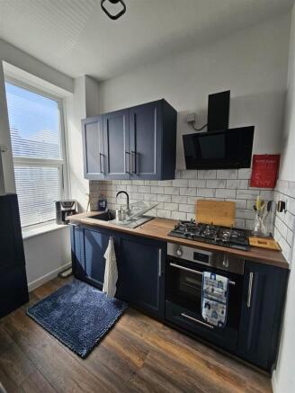 Modern 1-Bedroom Flat in Riverside