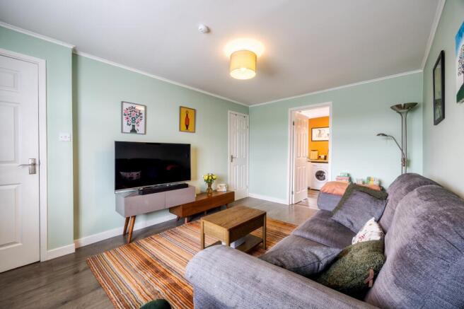 34, Hawthorn Avenue, Dumbarton, West Dunbartonshire G82  photo 4