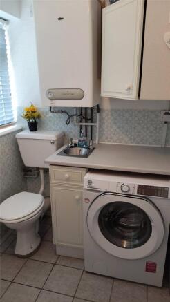 3 bed Semi-Detached for sale Image 7