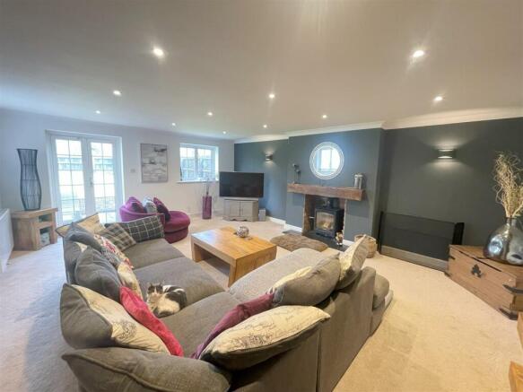 sitting room.jpg