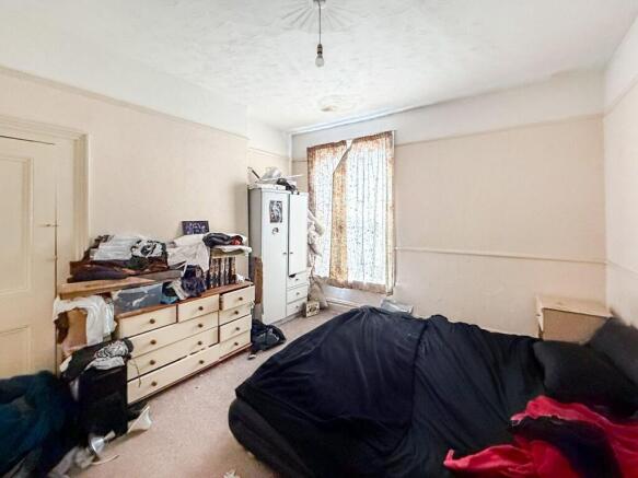 4 bed Block of Apartments for sale Image 10