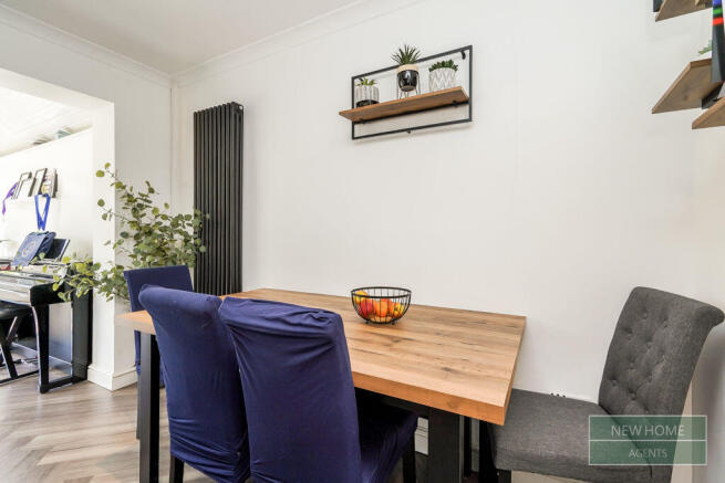 3 bed Semi-Detached for sale Image 5