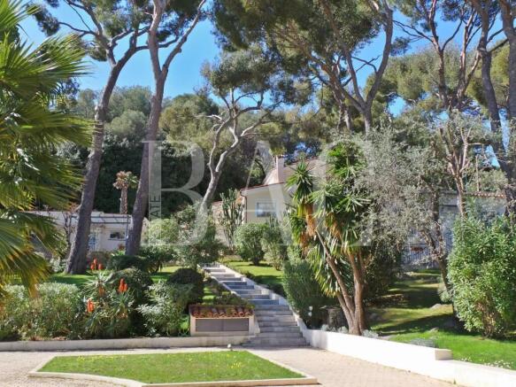 BAC-Estate-Villa-Sea-View-Park-Swimming-Pool-Saint