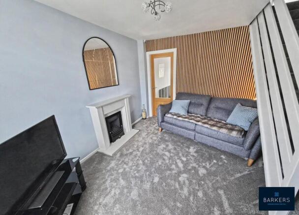 2 bed Semi-Detached for sale Image 6