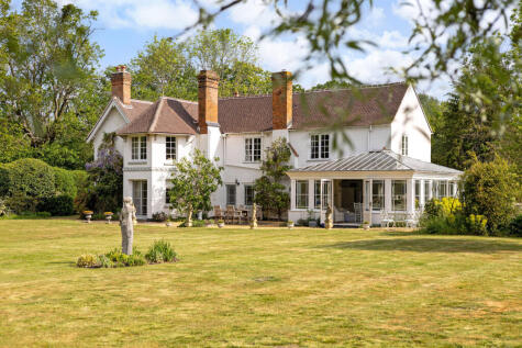 Castle Grove Road, Woking, GU24