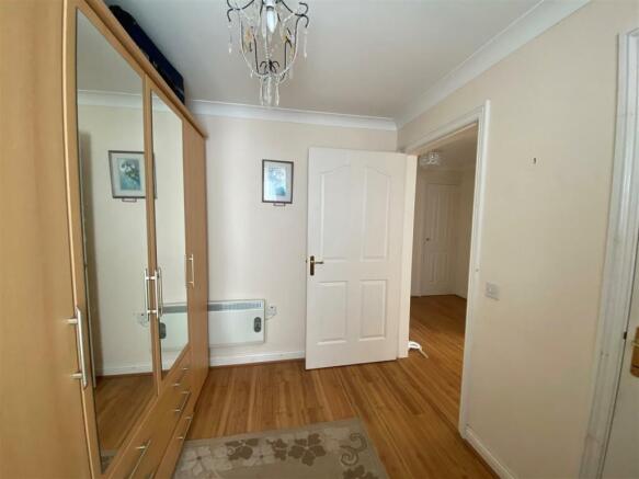 11 Cottage Green .jpg