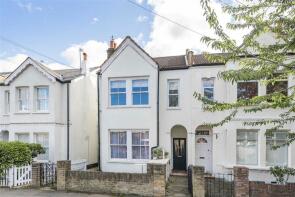 71a, Blackmores Grove, Teddington TW11 9AE