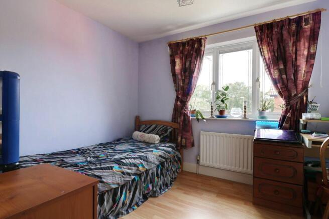 Bedroom 2 (Double)