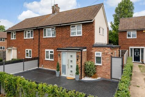 Mount Way, Welwyn Garden City, Hertfordshire, AL7
