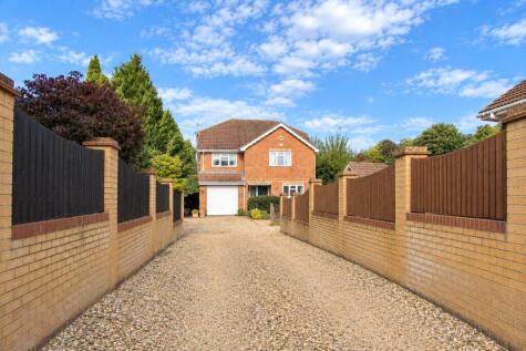 Mornington Road, Whitehill, Bordon, Hampshire, GU35