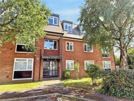 Flat 2, 51 Wessex Court, West End Lane, Barnet EN5 2RA