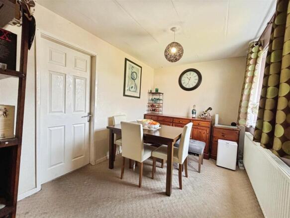 3 bed Detached for sale Image 4