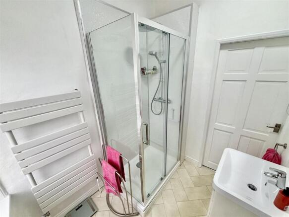 1 bed Terraced for sale Image 12
