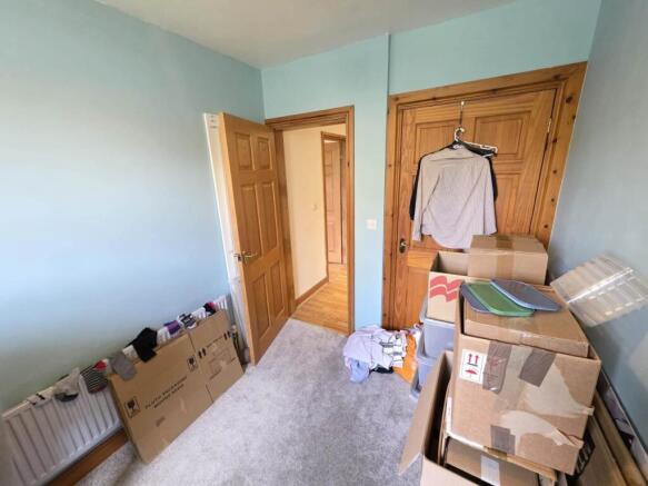 2 bed Flat to rent Image 12