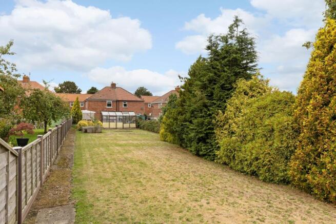 3 bed Semi-Detached for sale Image 7