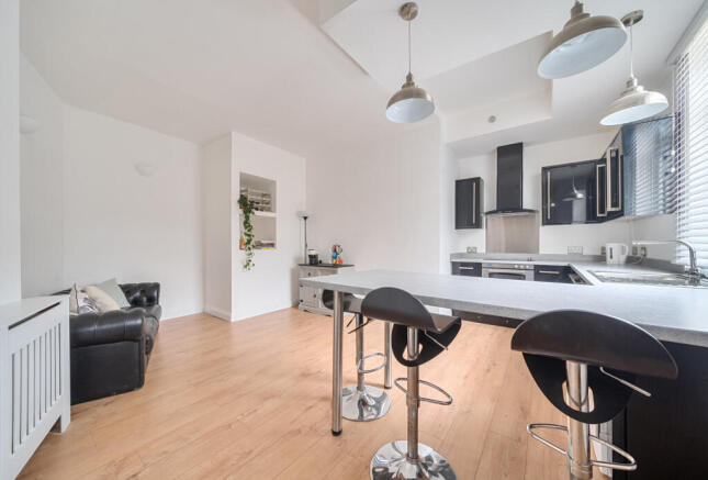 1422252-1-69aadac...