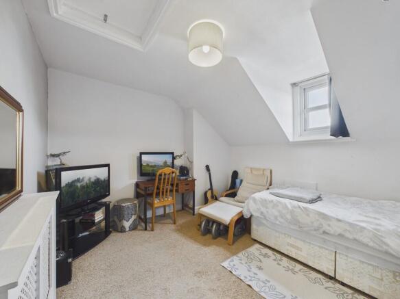 4 bed Terraced for sale Image 10