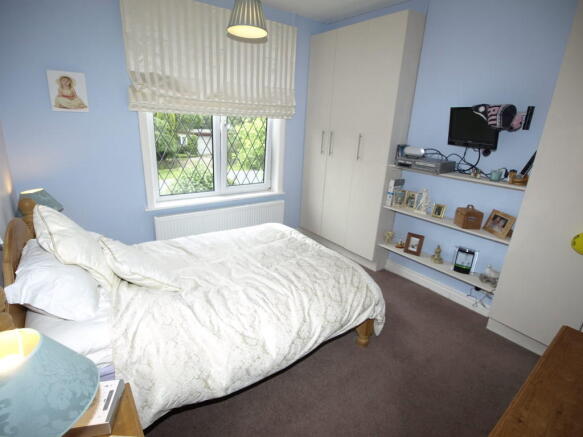 Photo 12