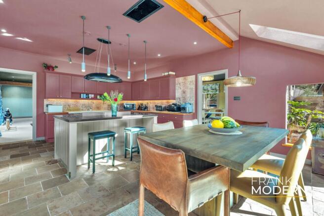 Kitchen / Diner