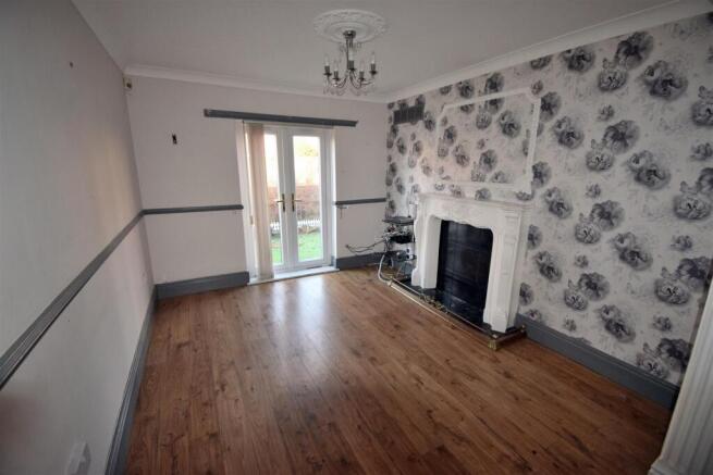 Lounge / Dining Room