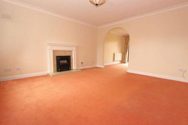 Lounge 2