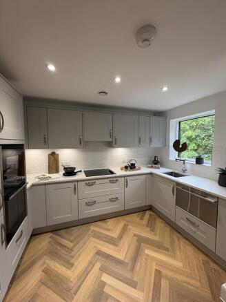 Host Office, Holts Court, Sarum Road, Winchester, Hampshire photo 4