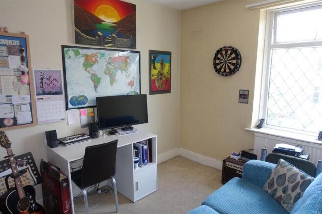 Photo 10