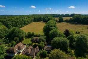 Ashlea, Kings Hill, Beech, Alton GU34 4AW