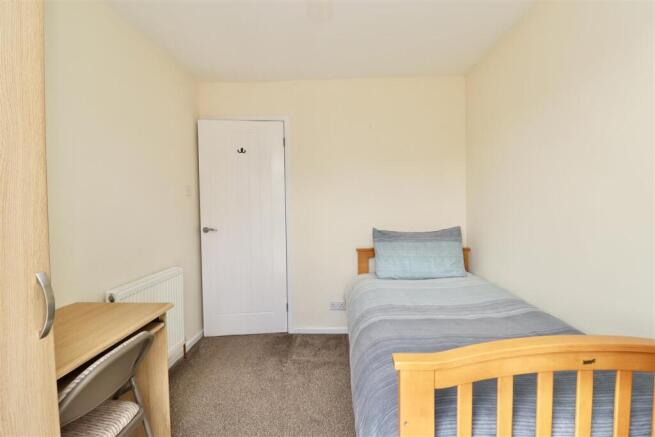 2 bed Bungalow for sale Image 6