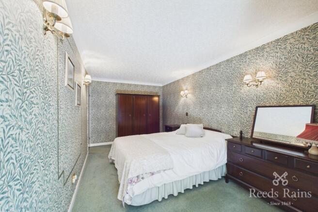 3 bed Bungalow for sale Image 12