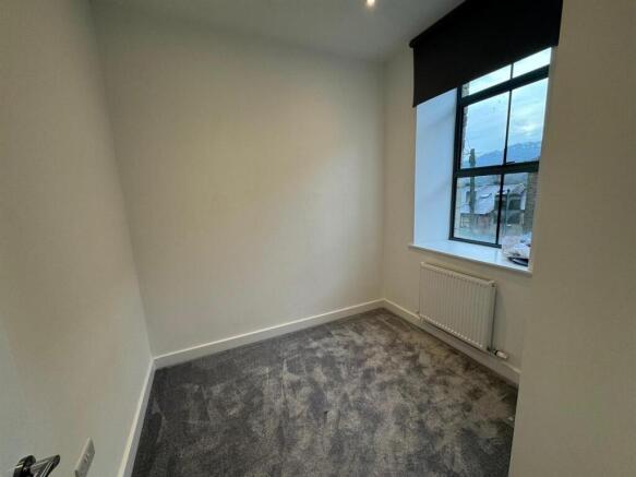 2 bed Apartment for sale Image 11