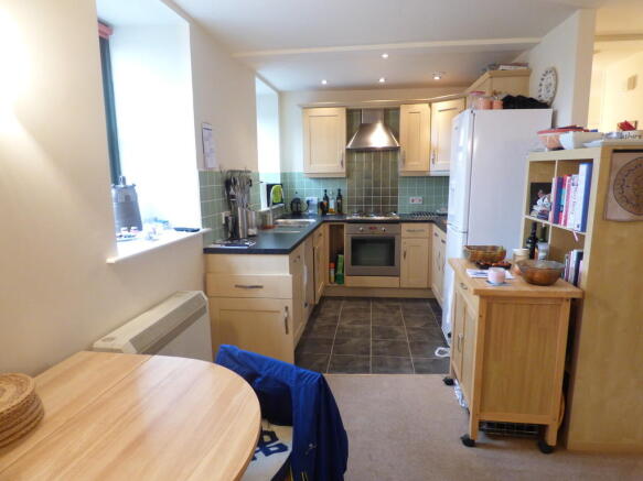 Photo 3