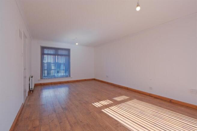 Heathfield, Wishaw photo 4