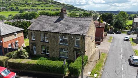 Beechwood Road, Holmfield, Halifax, Calderdale