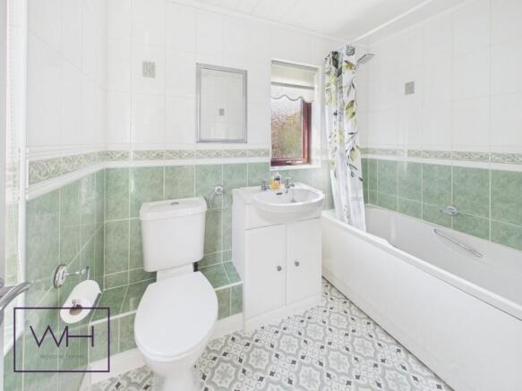 3 bed House for sale Image 6
