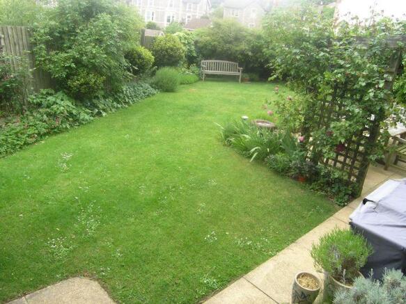 Photo 10