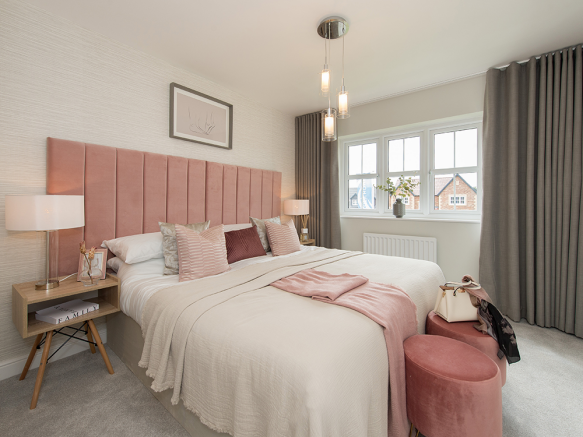 Master bedroom with dressing area and en-suite 