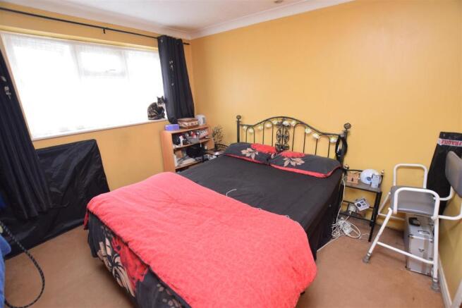 bed1.JPG